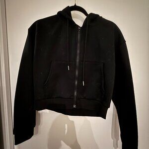 Black Cropped Zipped Up Hoodie